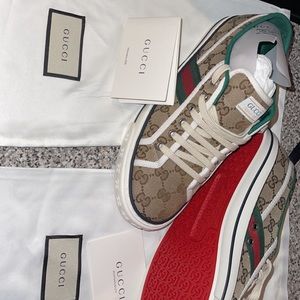 Men Gucci sneakers